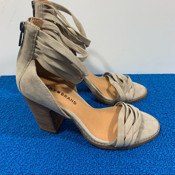 Lucky Brand “Lakisha” Suede Leather Open Toe Strappy Block Heel Sandals Sz 7.5M - Picture 4 of 9